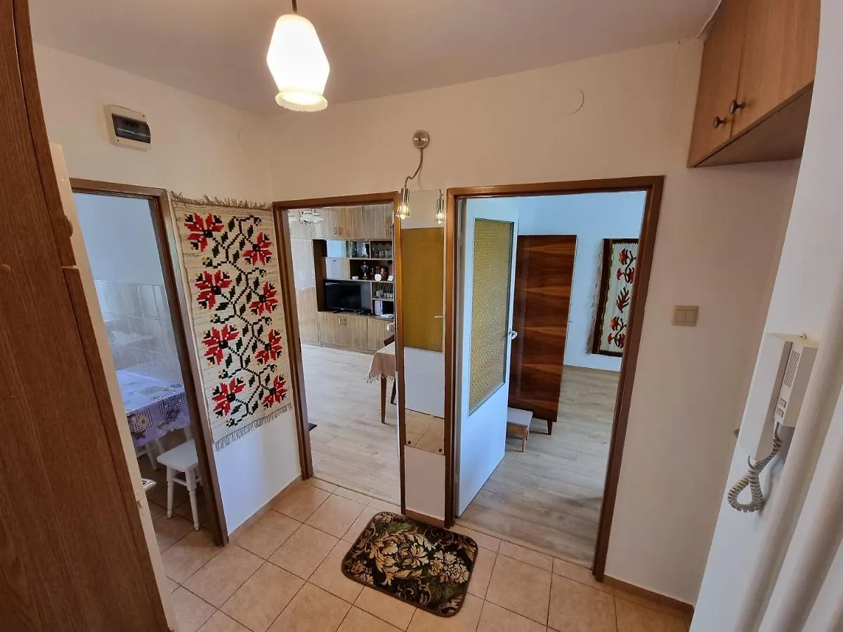 Apartment Komfortowe Mieszkanie W Centrum Lecz Na Uboczu Krakow